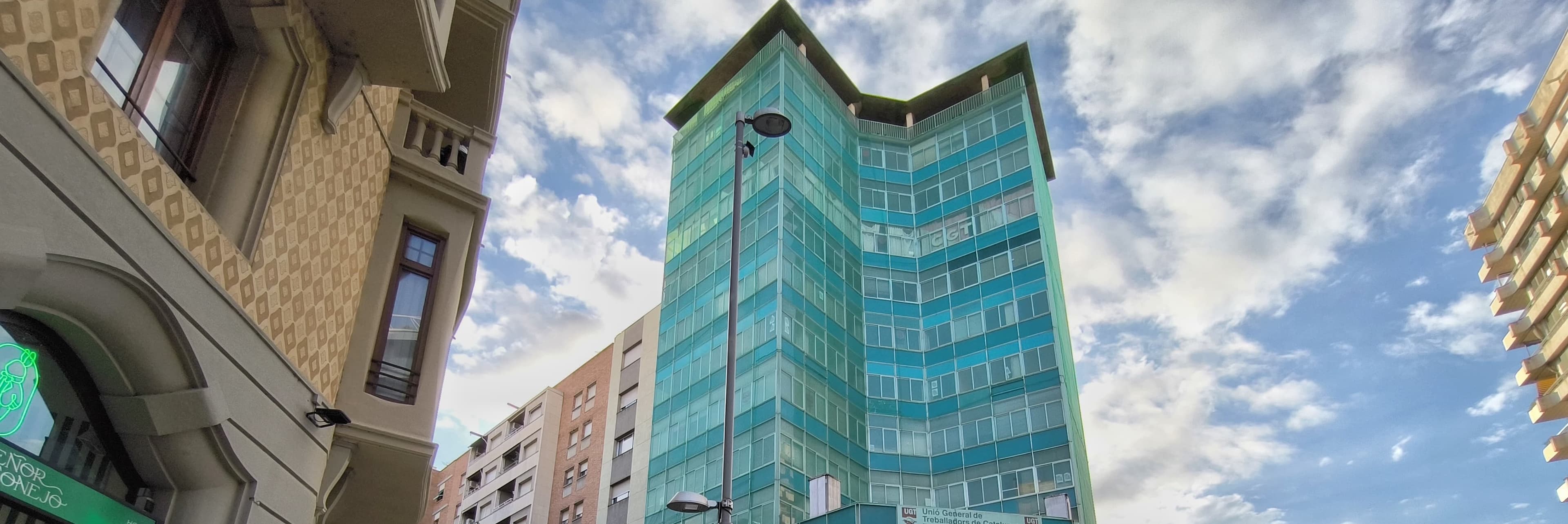 Junts insisteix a la Paeria solucions davant l'estat “ruïnós” de l'edifici dels sindicats de Lleida