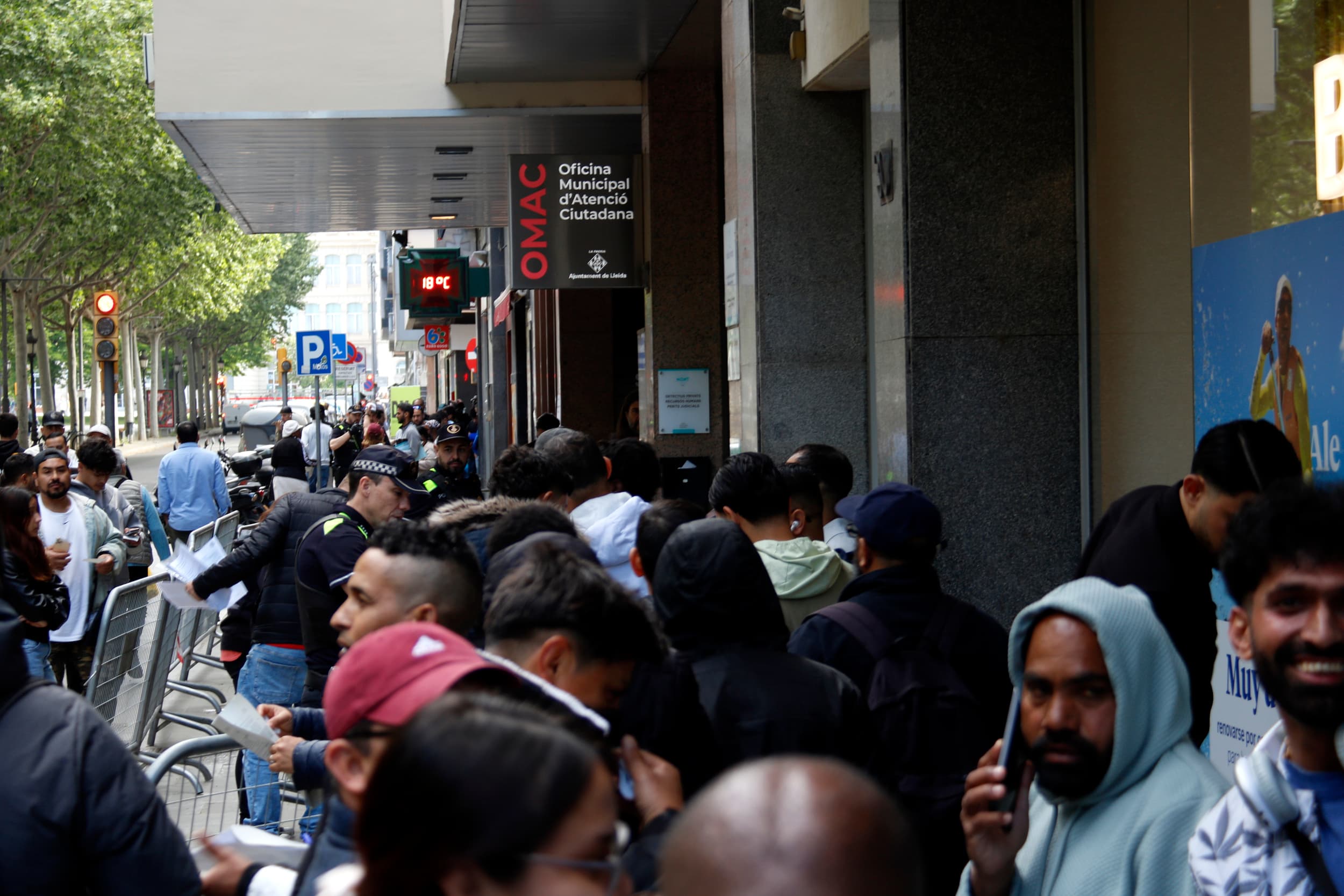 257.000 persones s’acullen a la regularització a Catalunya i més d'1.1 milió a arreu de l'Estat