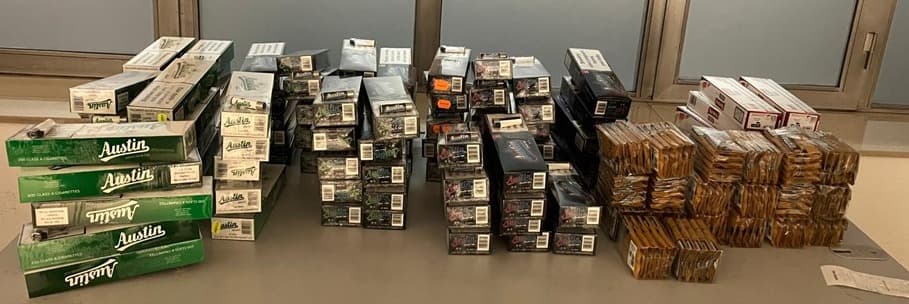 Enxampat amb més de 1.000 paquets de tabac de contraban a la Farga de Moles