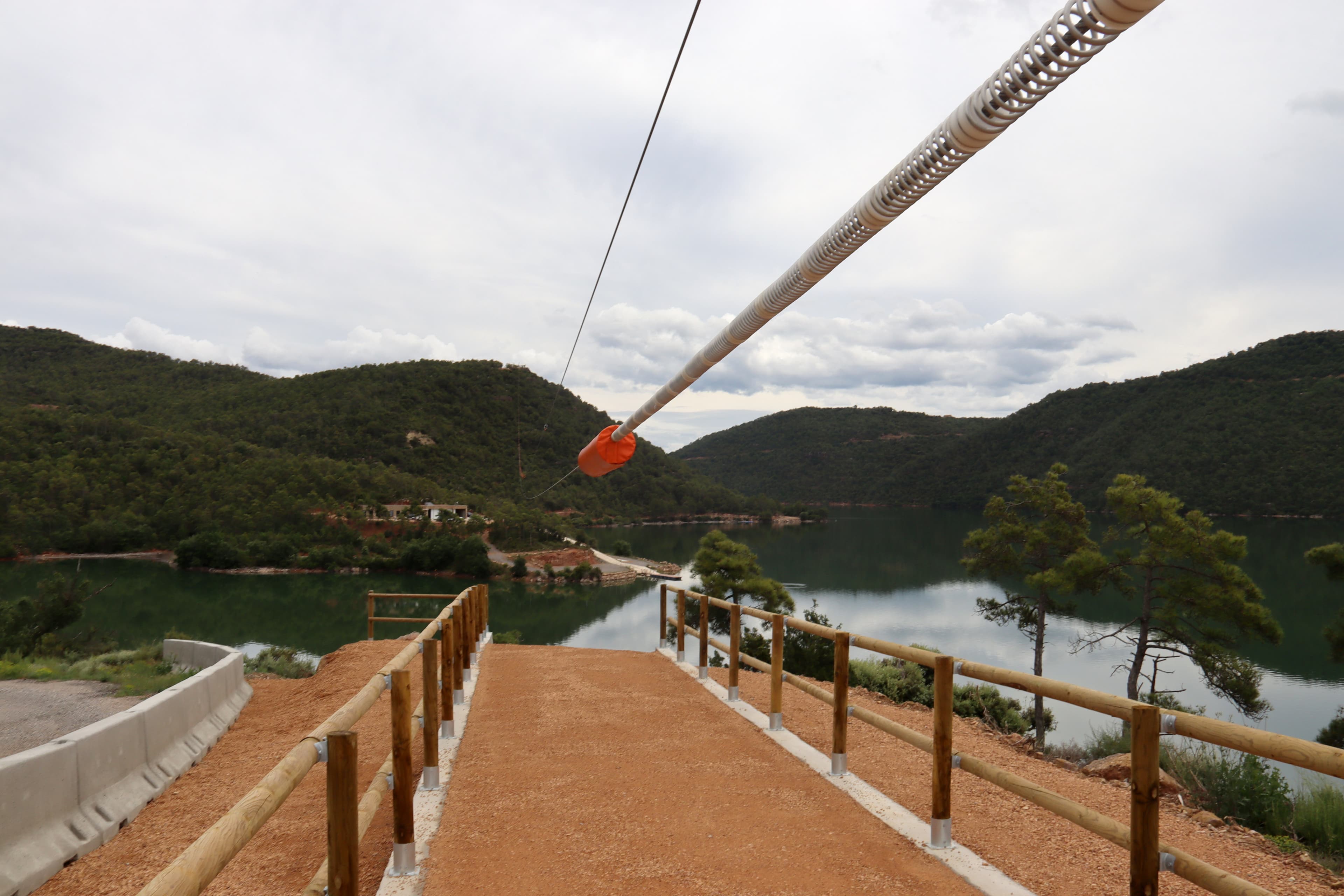 La Baronia de Rialb i Tiurana estrenen la tirolina més llarga de Catalunya
