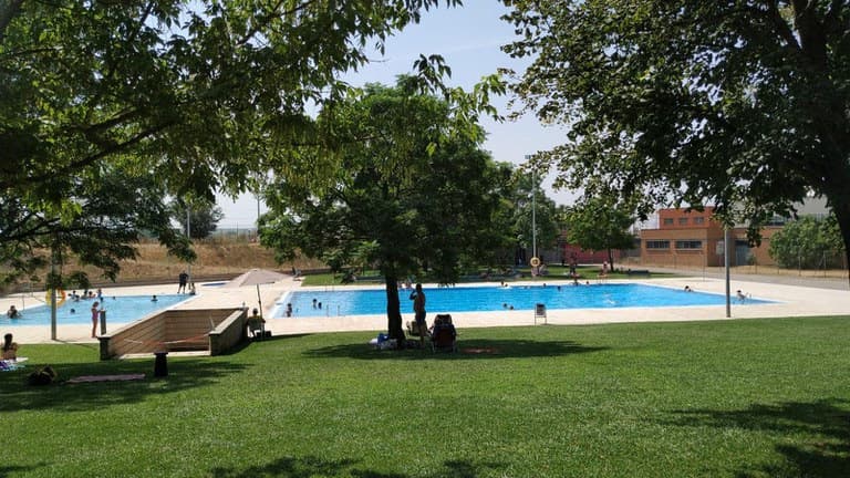 La Piscina Municipal del barri de Mangraners a Lleida obre aquest dimarts amb normalitat
