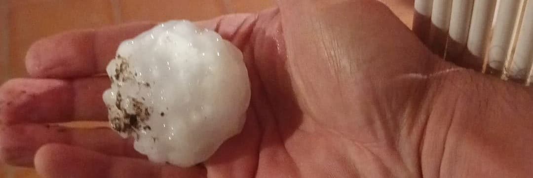 La tempesta d’aquesta nit deixa pedregades de fins a 7 cm a Raimat, però la verema no pateix afectacions significatives