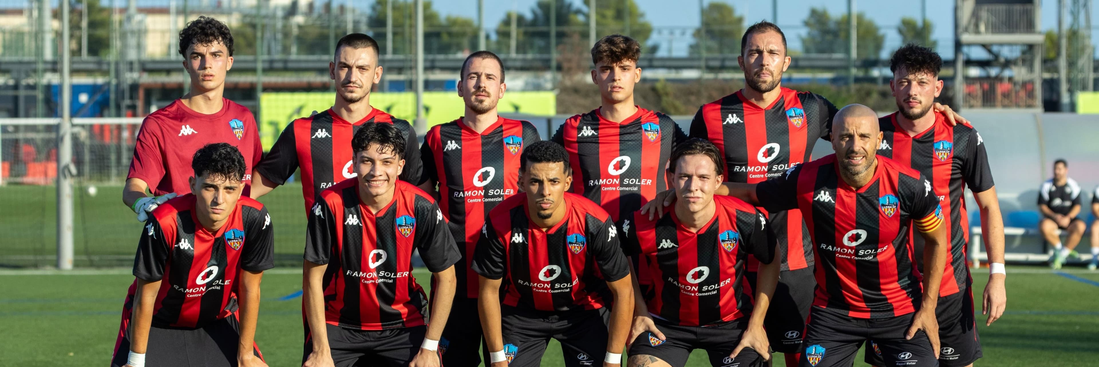 El Lleida CF cau per 2-0 a la Ciutat Esportiva Joan Gamper acompanyat de 300 aficionats lleidatans