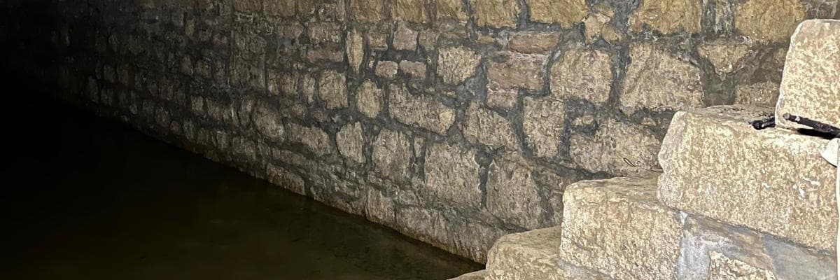 Maials inicia la rehabilitació de la Bassa Marc, l’antic dipòsit d’aigua dels molins d’oli