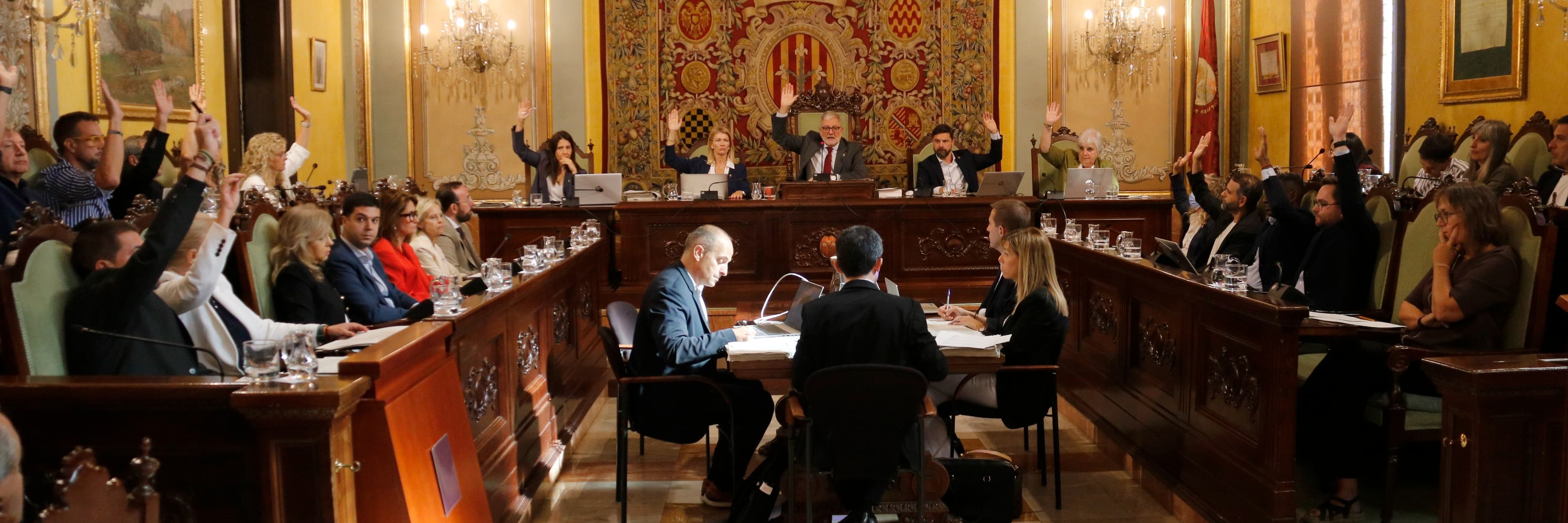 La Paeria de Lleida aprova l'Ordenança de Civisme que prohibeix l'ús del burca i el nicab a l'espai públic