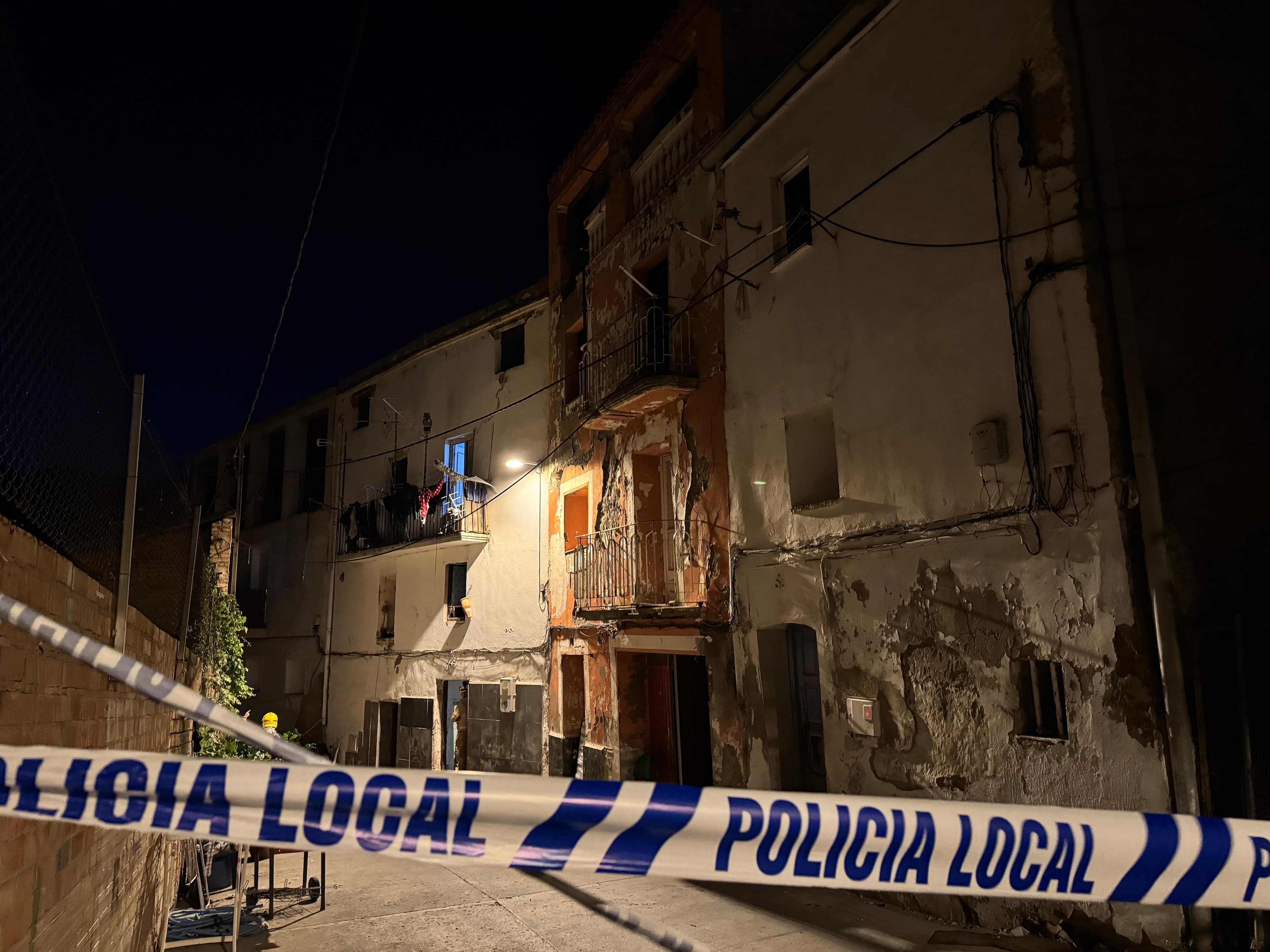 Els veïns desallotjats per un esfondrament al centre històric de Balaguer encara no poden tornar a casa