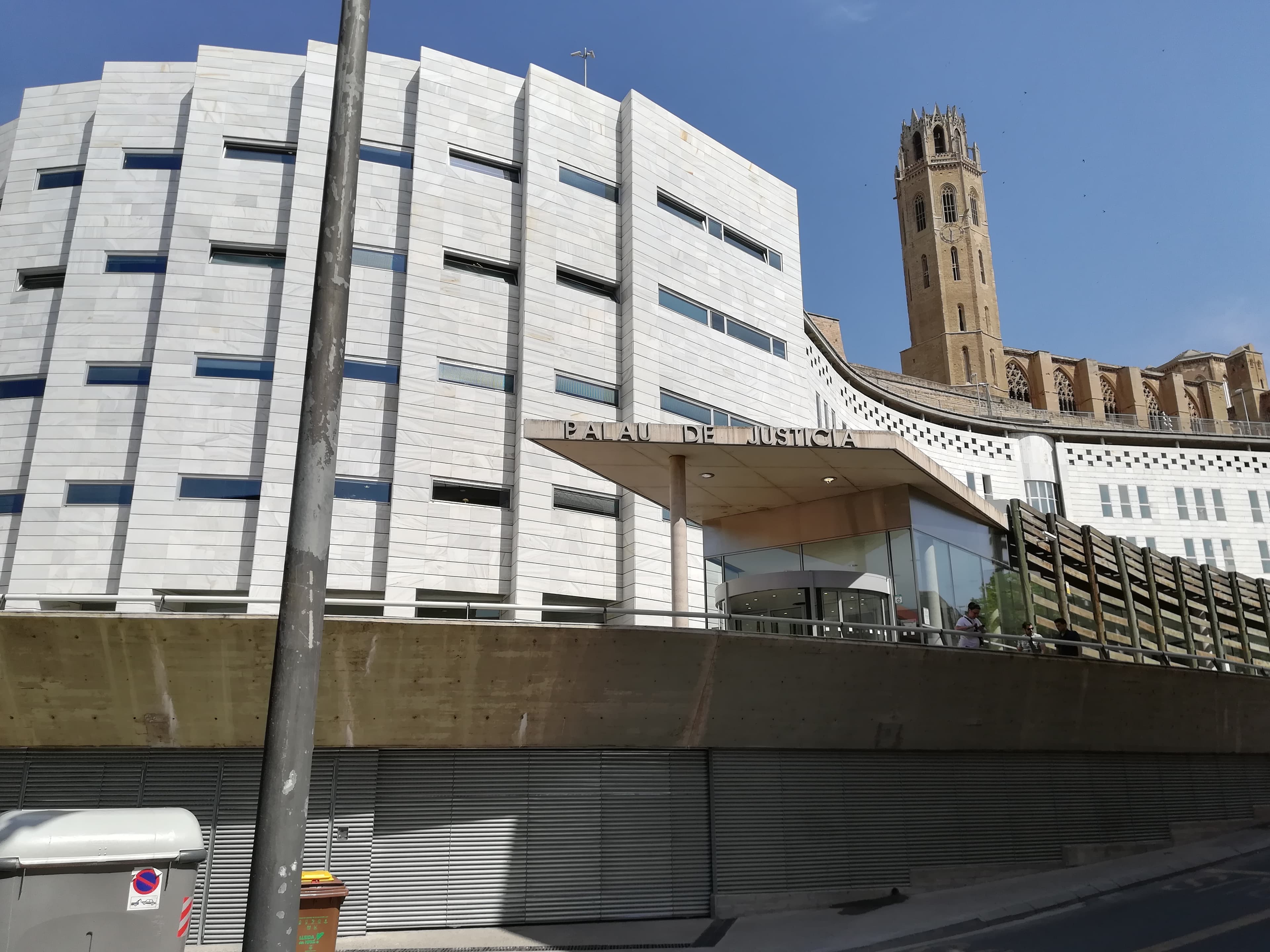 Perdonen un deute de més de 118.000 euros a una veïna de Lleida en insolvència pels avals del negoci del seu exmarit
