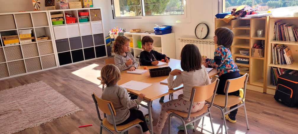 Educació amplia a 5è de primària les proves per detectar dificultats d’aprenentatge